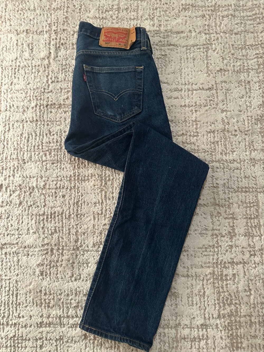 Levi’s 501 Jeans W30 L32 Dark Wash Straight Leg Men’s / Women’s Vintage Fit